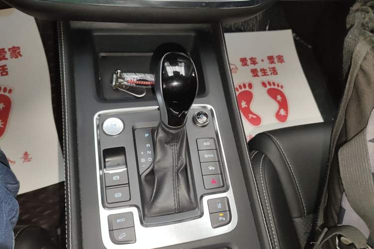 Used BYD Tang 2018 2.0T Automatic SmartConnect Prestige 7-Seater China V Standard
