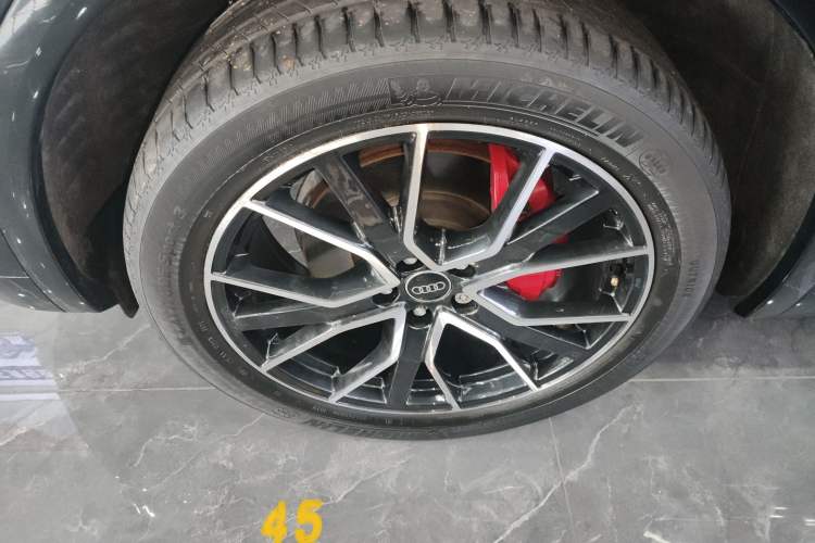 Used Audi Q5L 2024 45 TFSI Luxury Dynamic Model