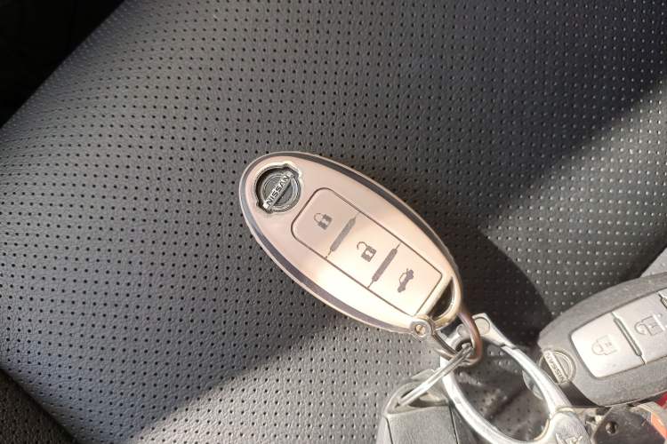 Used Nissan X-Trail 2019 2.0L CVT Smart Connect Comfort Edition 2WD
