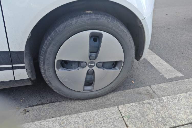 Used ORA Black Cat 2022 301km "Cute Pet" Version – Lithium Iron Phosphate