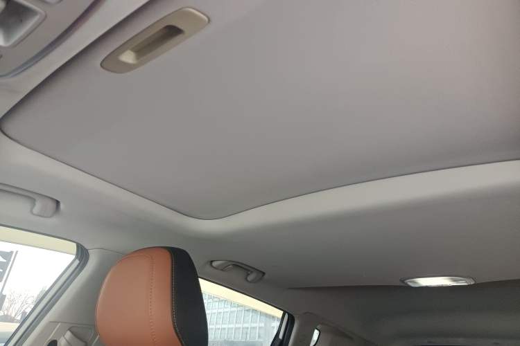 Used Geely Auto Vision X6 2020 1.4T CVT Luxury Edition
