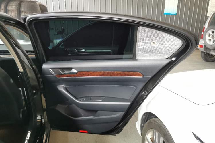 Used Volkswagen Magotan 2017 330TSI DSG Luxury Model
