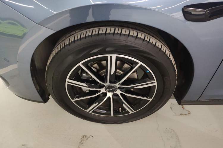 Used BYD Seal 06 New Energy 2025 DM-i Smart Drive 120KM Deluxe Model
