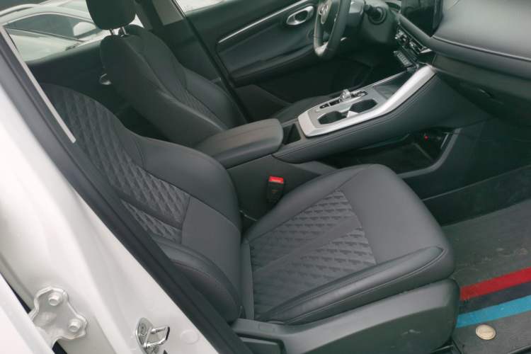 Used GAC Trumpchi GS3 2026 Model Shadow Speed 270T Dynamic Edition