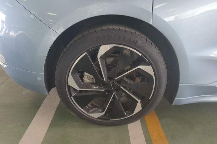 Used Zeekr 001 2021 Ultra-Long Range Single-Motor WE Edition
