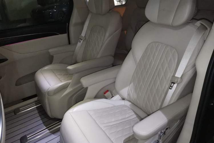 Used Buick GL8 2021 Avenir Aivia Six-Seat Luxury Edition