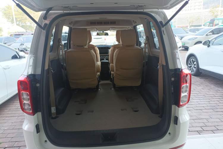 Used Wuling Hongguang 2021 1.5L Revised S Standard Version Hydraulic-Power-Assisted LAR
