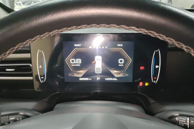 Used Great Wall Poer 2024 2.4T Passenger Version Automatic Diesel 4x4 Comfort Trim