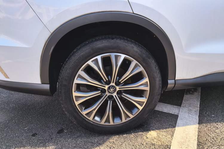 Used BYD Song Pro New Energy 2019 DM 1.5T Four-Wheel Drive Performance Edition Deluxe Model
