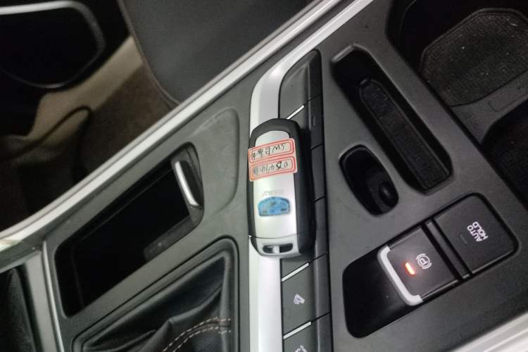 Used Geely Auto Vision X6 2018 1.4T CVT 4G Connected Luxury Version
