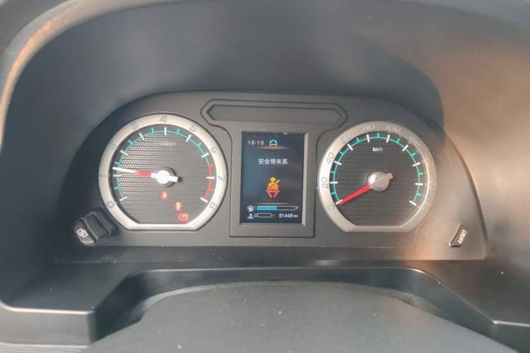 Used FORTHING Lingzhi 2022 Striving Version M5L 2.0L Luxury 7-Seater
