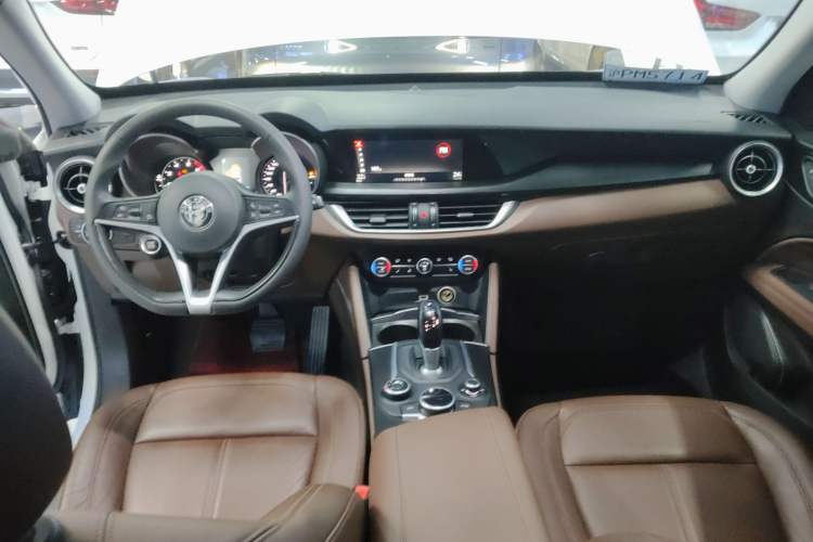 Used Alfa Romeo Stelvio 2017 2.0T 200HP Elite Edition
