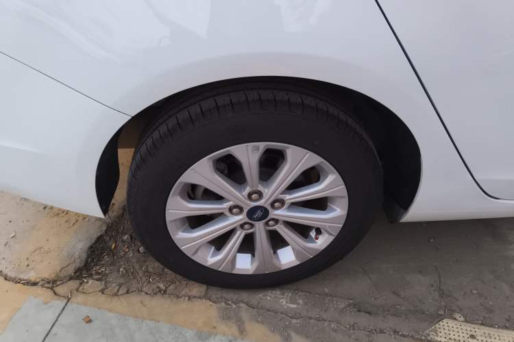 Used Ford Escort 2017 Happiness Edition 1.5L Automatic Fashion Version