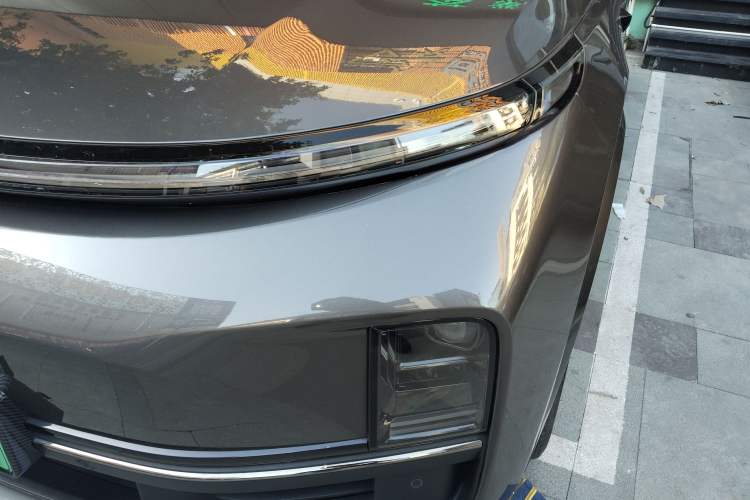 Used Li Auto L8 2023 Pro Model
