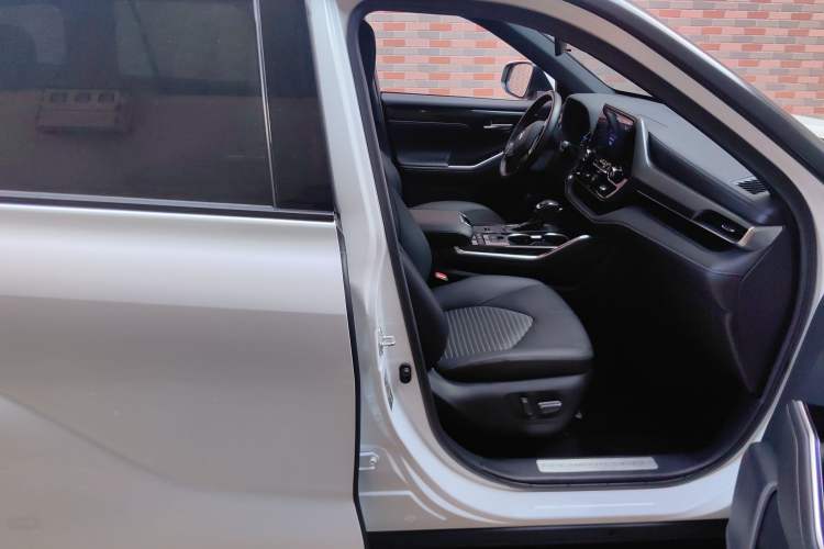 Used Toyota Crown Kluger 2021 2.5L HEV Four-Wheel Drive Luxury Edition
