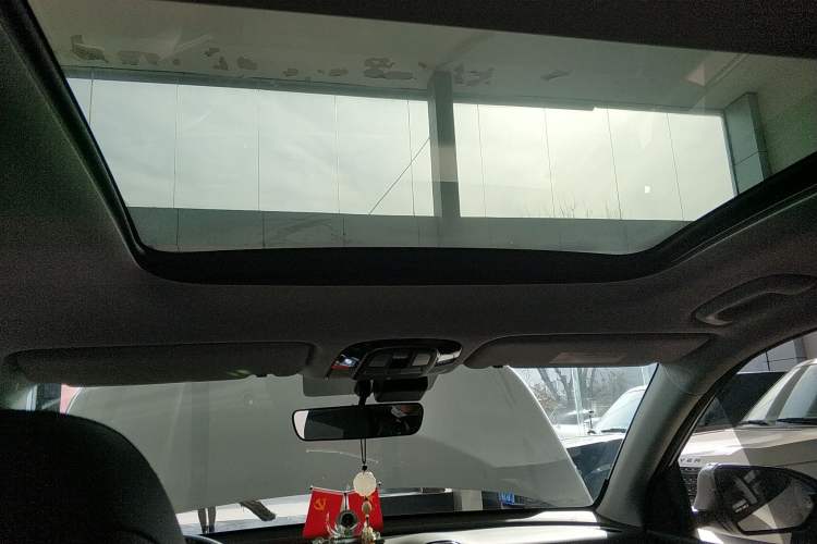 Used Hyundai ix35 2023 Musso 2.0L Deluxe Edition DLX
