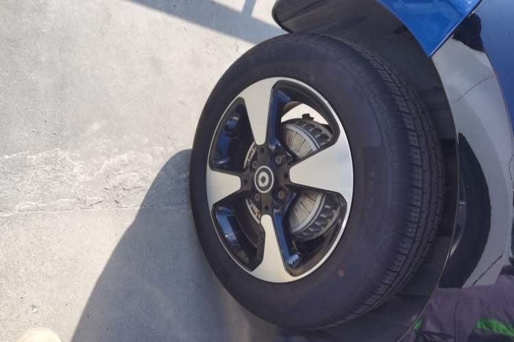 Used  forfour 2016 1.0L 52 kW Passion Edition
