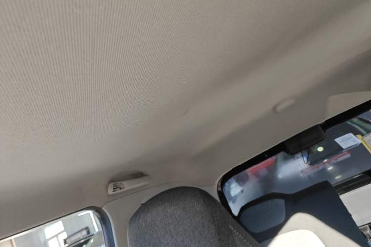 Used Wuling Hongguang MINIEV 2022 Macaron Fashion Model Lithium Iron Phosphate