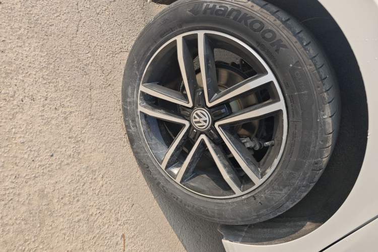 Used Volkswagen Lamando 2019 280TSI DSG Comfort Edition China VI standard
