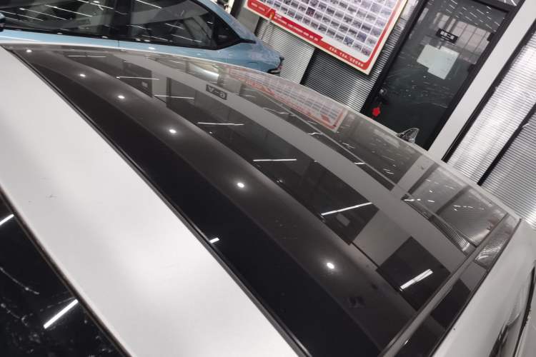 Used Toyota Avalon 2019 Dual-Engine 2.5L Limited Flagship Edition China VI Standard