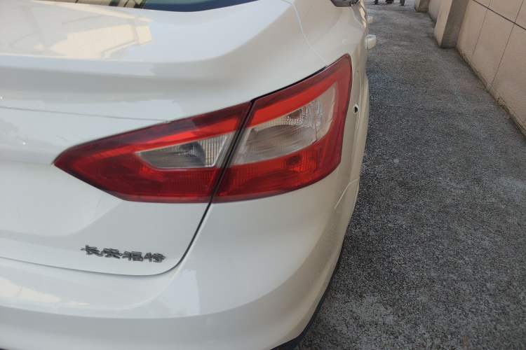 Used Ford Focus 2012 Sedan 1.6L Automatic Comfort Model