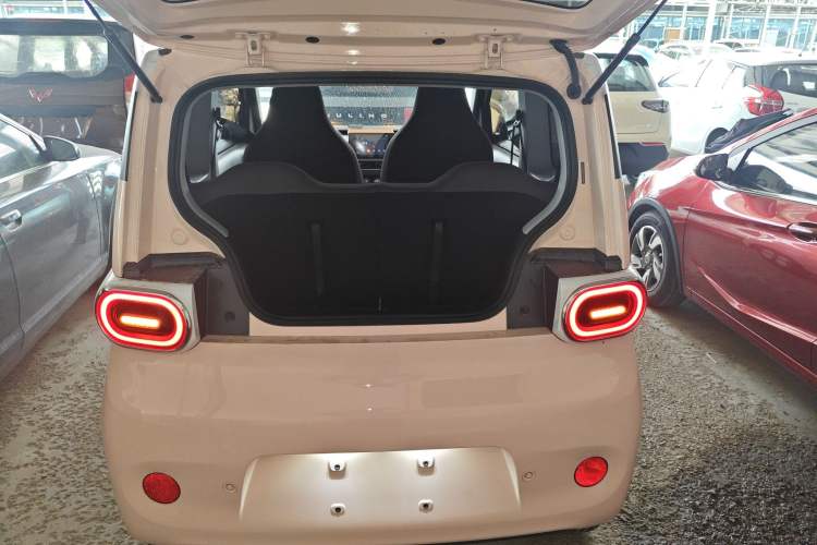 Used Wuling Hongguang MINIEV 2024 3rd Generation 215km Advanced Version
