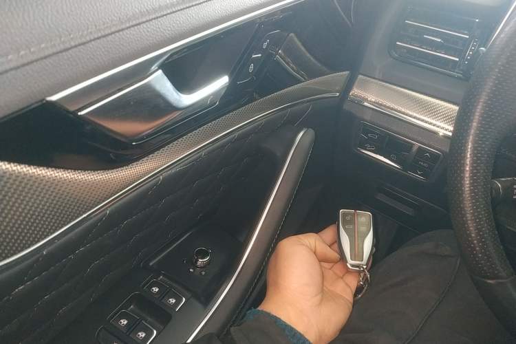 Used Hongqi HS5 2019 2.0T Smart Connect Flagship All-Wheel-Drive Version