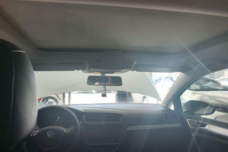 Used Volkswagen Golf 2020 200TSI DSG Comfortable and Ambitious Edition
