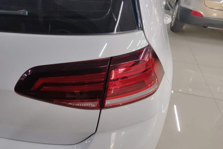 Used Volkswagen Golf Pure Electric 2020 Chari
