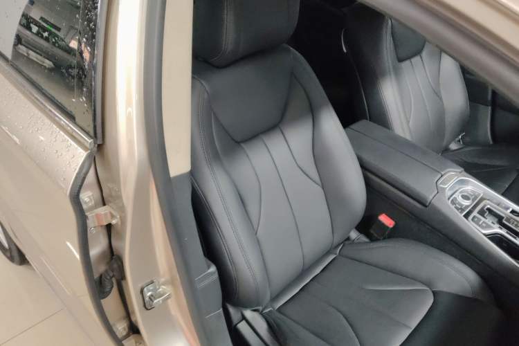 Used Geely Auto Emgrand GT 2015 2.4L Comfort Model