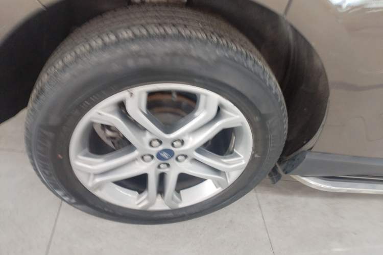 Used Ford Edge 2018 EcoBoost 245 Two-Wheel-Drive Titanium 7-Seater China V Standard