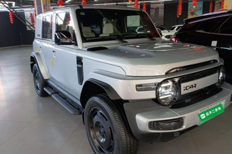 Used  V23 2025 401 Two-Wheel Drive Intelligent Driving Version
