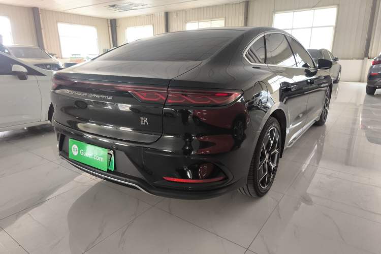 Used BYD Han 2024 EV Glory Edition 605KM Front-Wheel-Drive Premium Model
