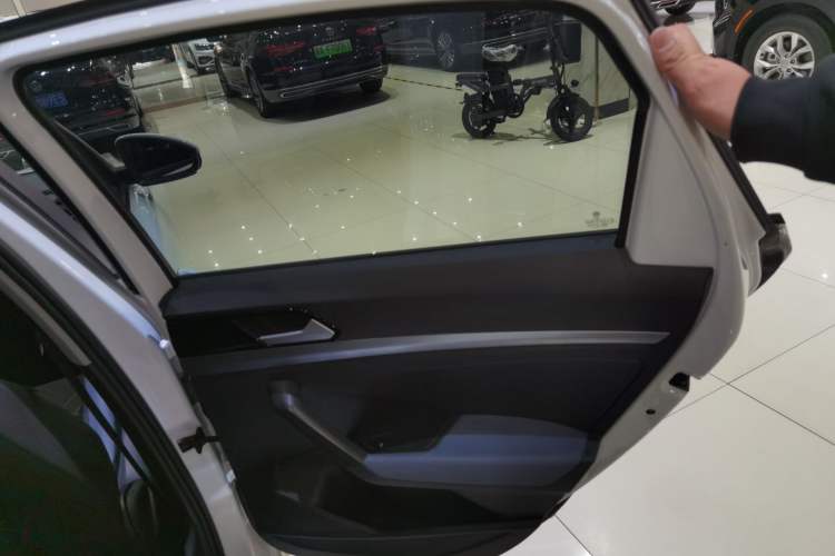 Used Volkswagen Lavida 2023 1.5L Automatic De Yi Edition
