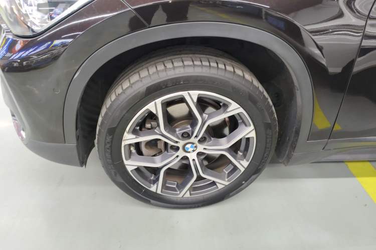 Used BMW X1 2020 sDrive25Li Leading Model
