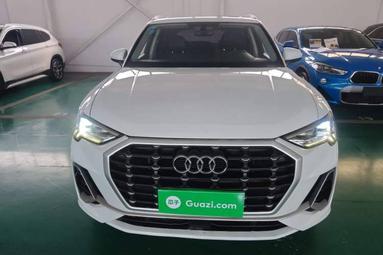Used Audi Q3 2019 40 TFSI Fashion Dynamic Model
