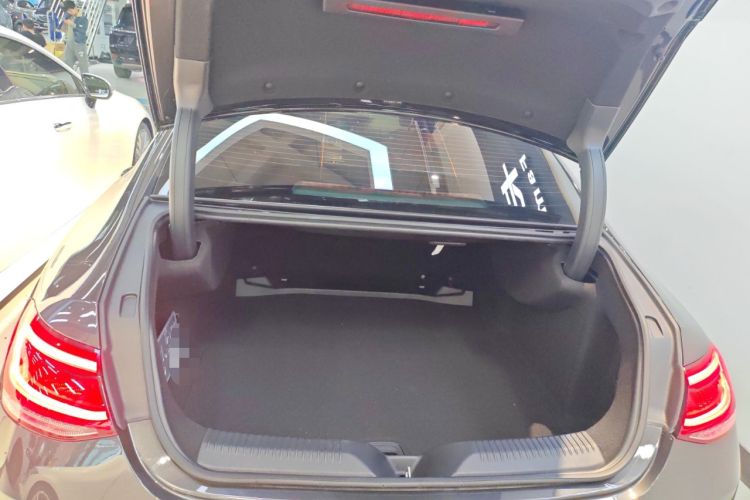 Used Mercedes-Benz CLS 2023 Refreshed CLS 300 Dynamic Edition
