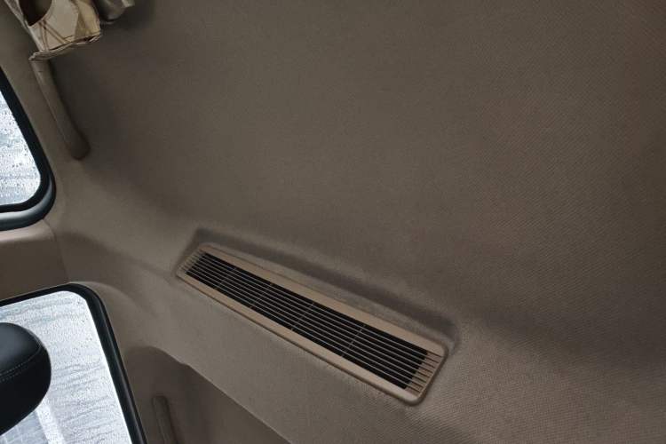 Used Wuling Hongguang V 2019 1.5L Enjoyment Version China VI LAR