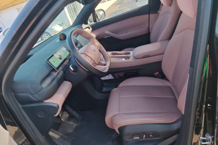 Used Nio EC6 2024 75 kWh
