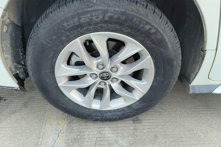 Used Toyota Granvia 2023 2.5L Hybrid Comfort Edition
