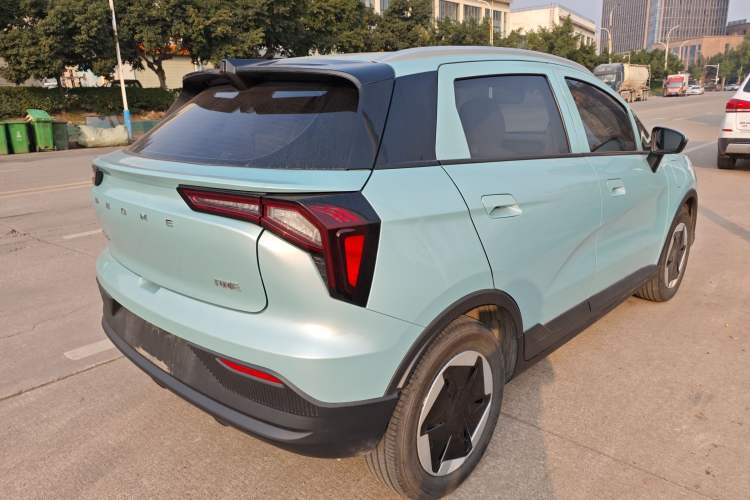 Used Geometry E Firefly 2024 301km Flowing Light
