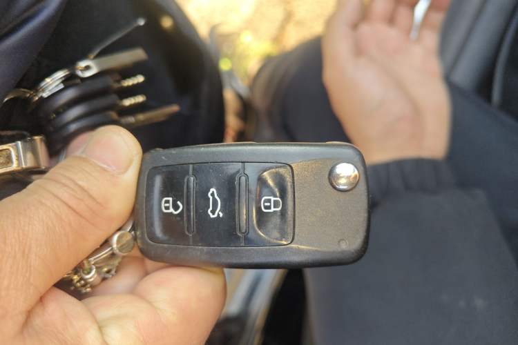 Used Volkswagen Lavida 2017 1.6L Manual Comfort Edition