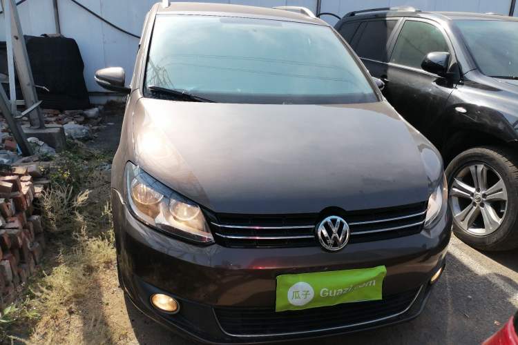 Used Volkswagen Touran 2013 1.4T Manual Fashion Edition 5 Seats
