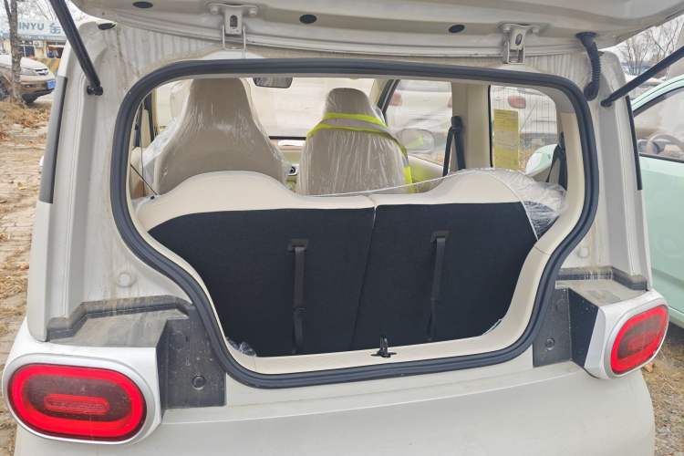 Used Wuling Hongguang MINIEV 2024 3rd Generation 215km Youth Edition
