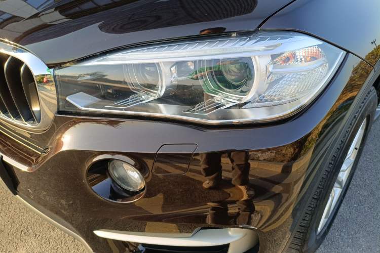 Used BMW X5 2015 xDrive28i
