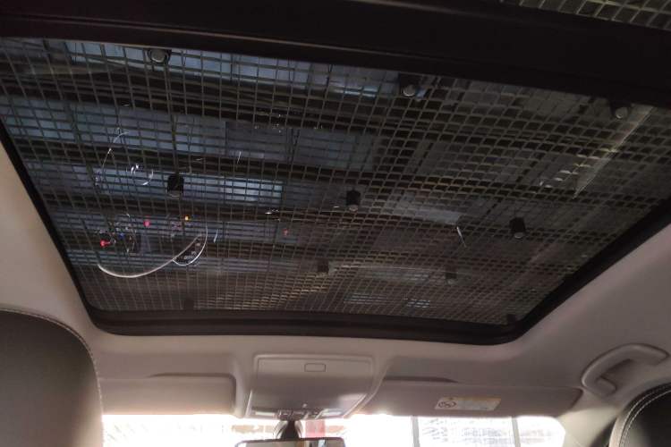 Used Volkswagen Tiguan L 2021 330TSI Automatic Two-Wheel Drive Smart Edition
