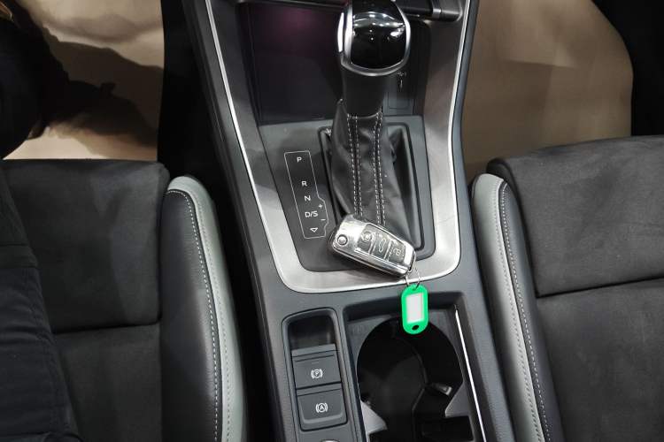 Used Audi Q3 2022 40 TFSI Fashion Dynamic Model
