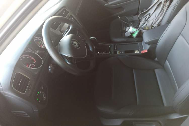 Used Volkswagen Golf 2015 1.4TSI Automatic Comfort Model
