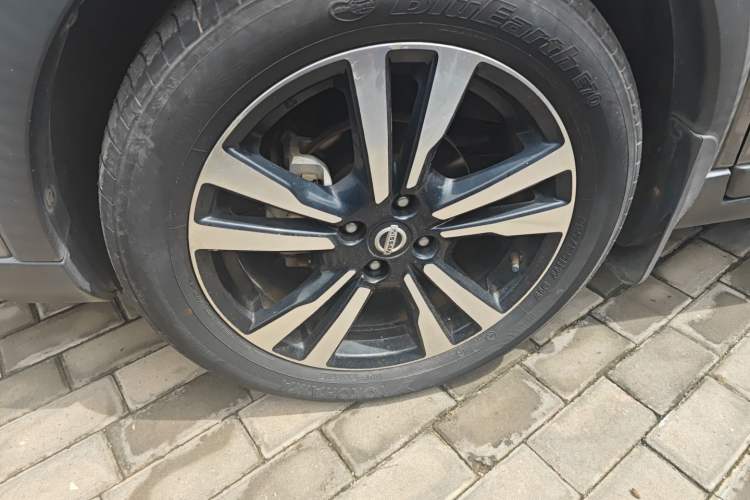 Used Nissan Kicks 2020 1.5L XL CVT Cool Enjoyment Edition
