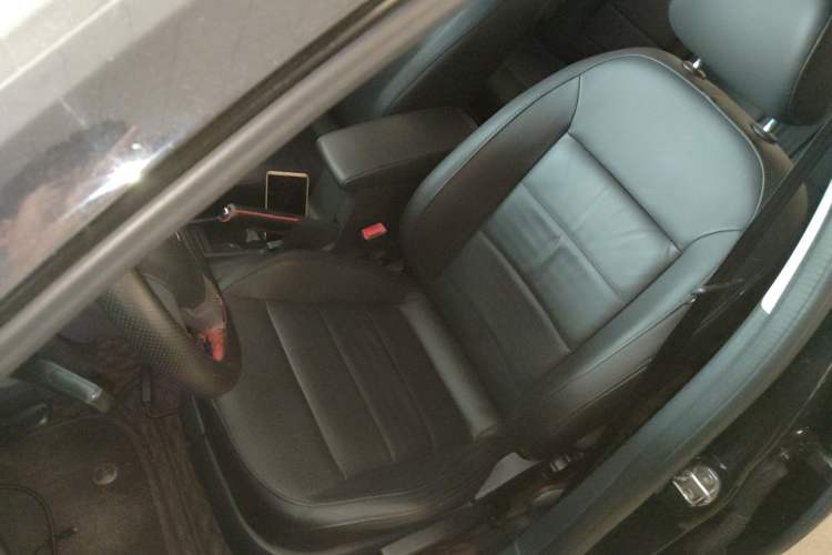 Used Volkswagen Lavida 2013 Revised Version 1.4 TSI DSG Comfort Edition
